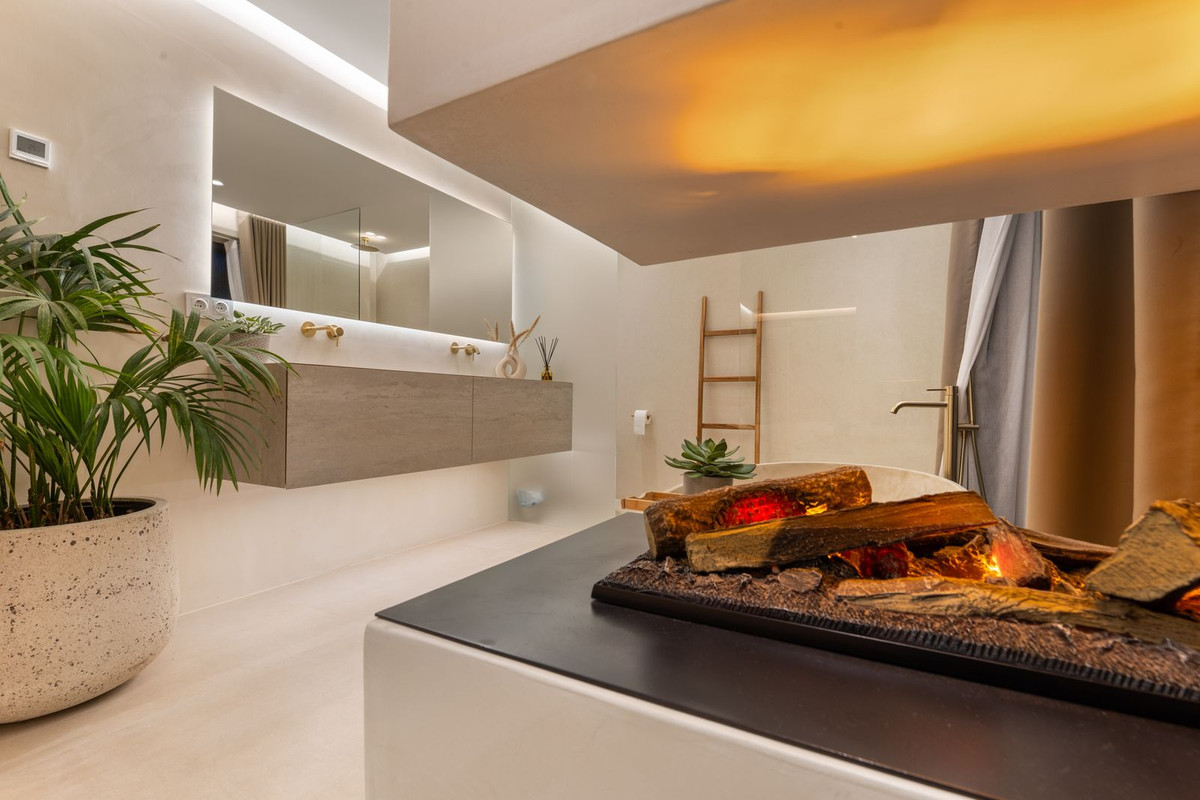 Huis te koop in Nueva Andalucía | 5 slaapkamers H5430487