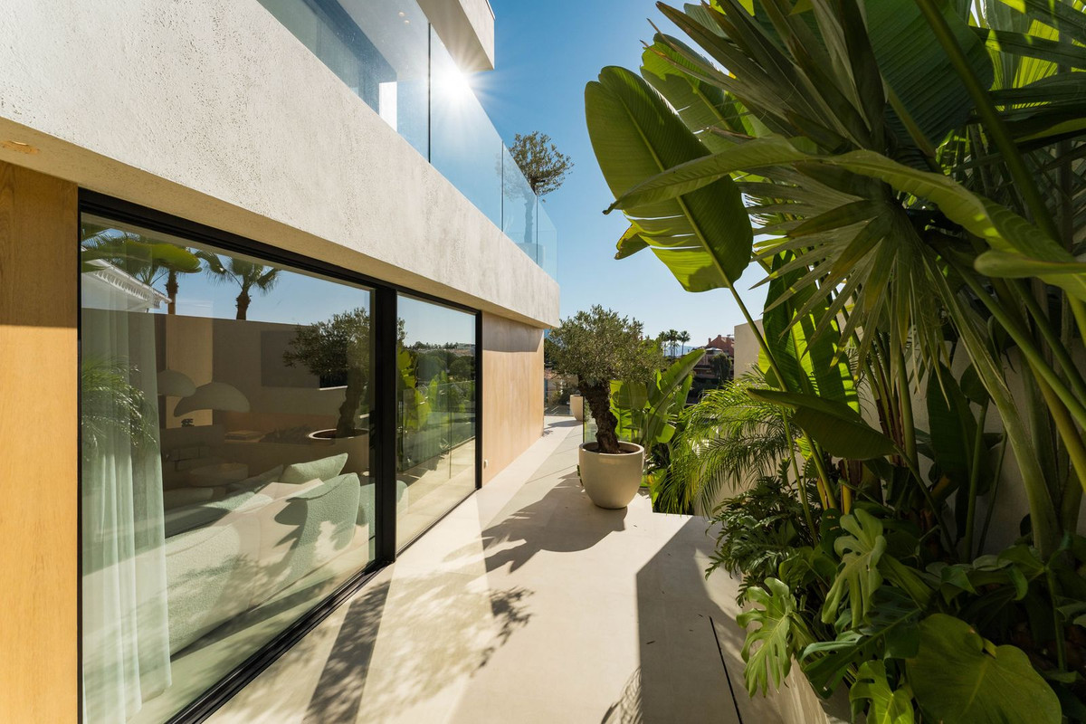 Huis te koop in Nueva Andalucía | 5 slaapkamers H5430487