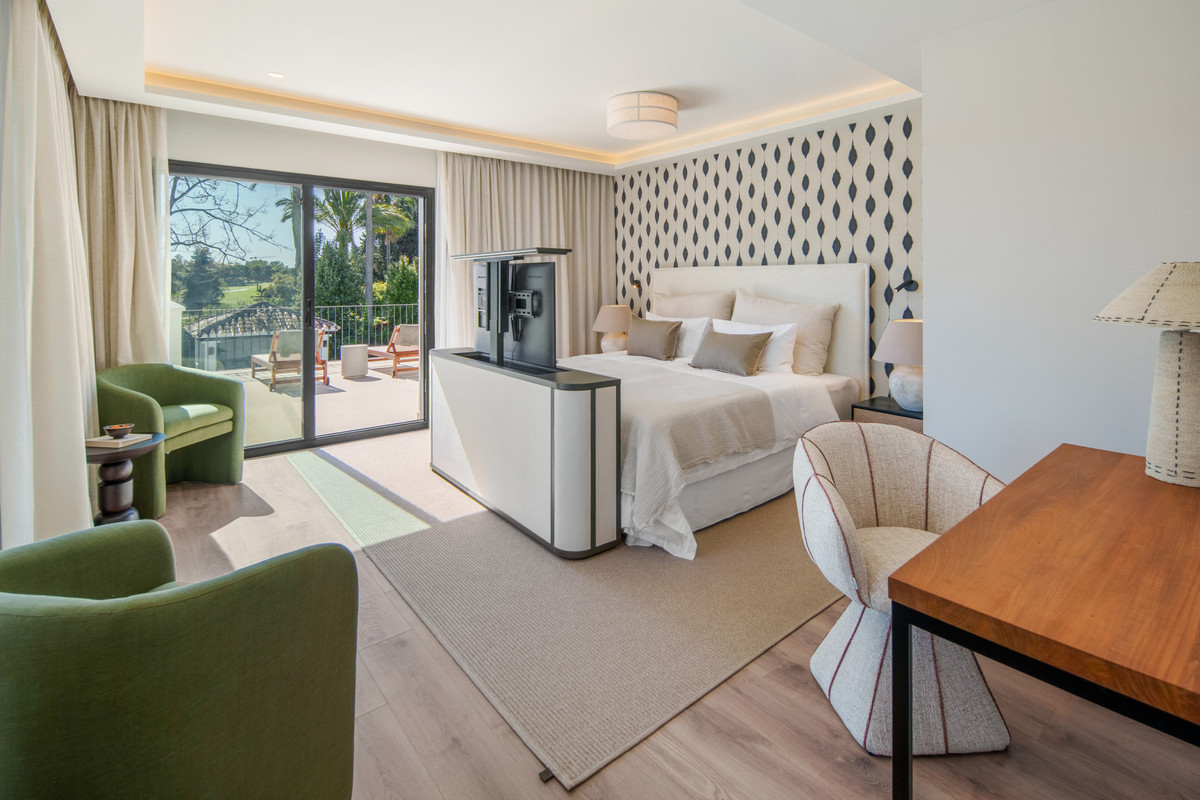 Huis te koop in Nueva Andalucía | 5 slaapkamers H5430715
