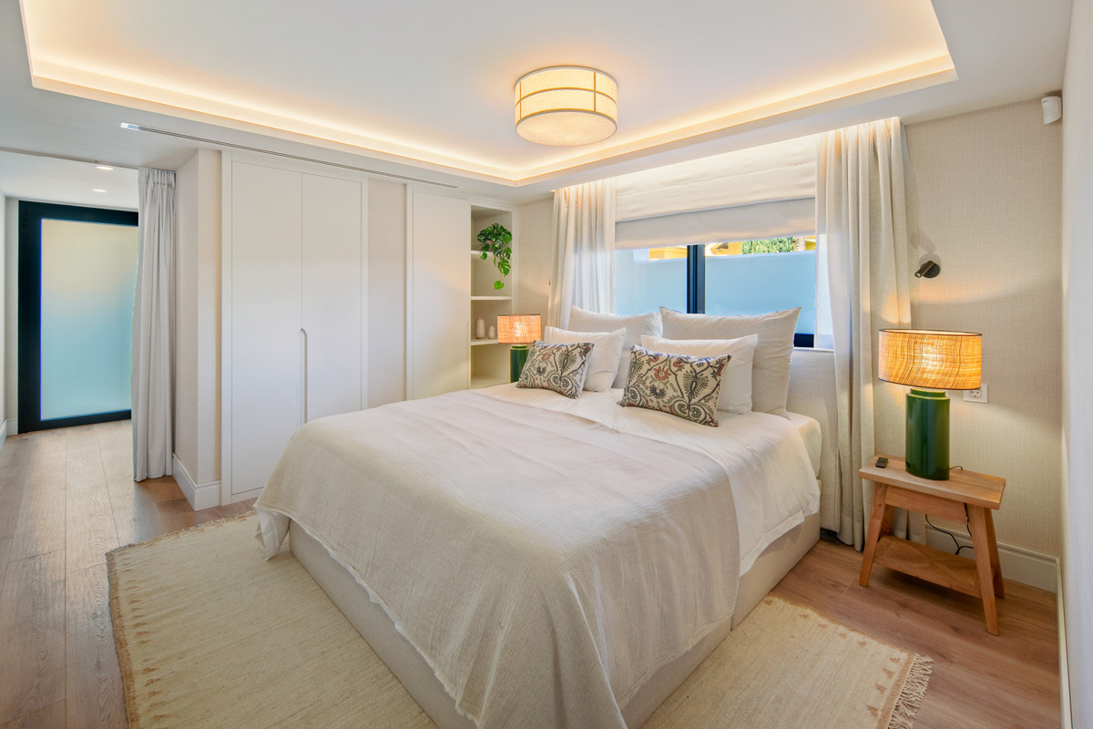 Huis te koop in Nueva Andalucía | 5 slaapkamers H5430715