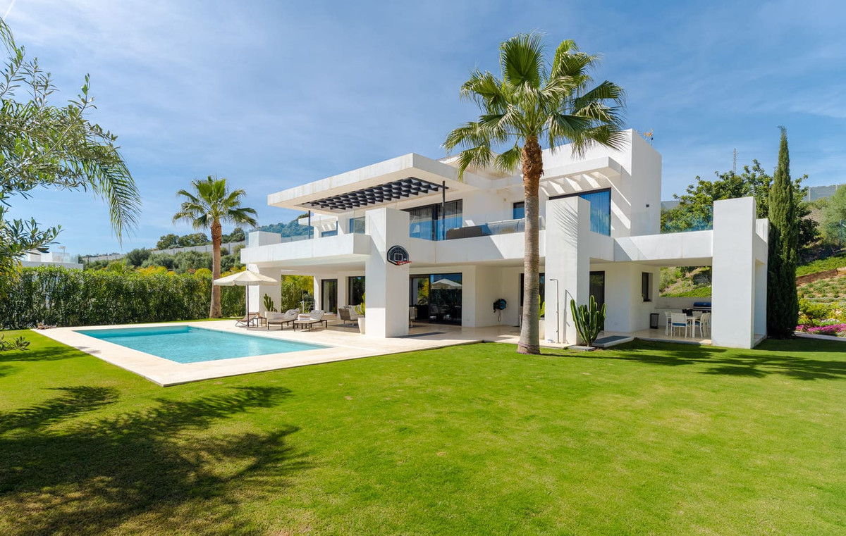 Huis te koop in Nueva Andalucía | 6 slaapkamers H5430757