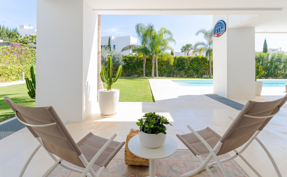 Huis te koop in Nueva Andalucía | 6 slaapkamers H5430757