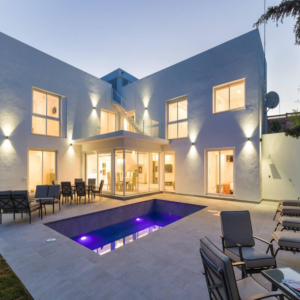 Bungalow te koop in Nueva Andalucía | 6 slaapkamers H5431219