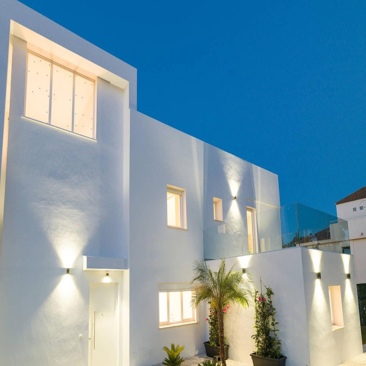 Bungalow te koop in Nueva Andalucía | 6 slaapkamers H5431219