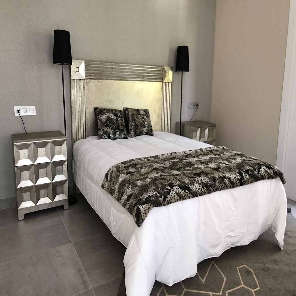 Bungalow te koop in Nueva Andalucía | 6 slaapkamers H5431219