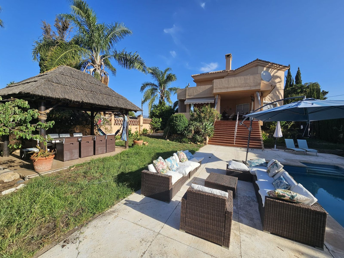 Huis te koop in Nueva Andalucía | 5 slaapkamers H5433322