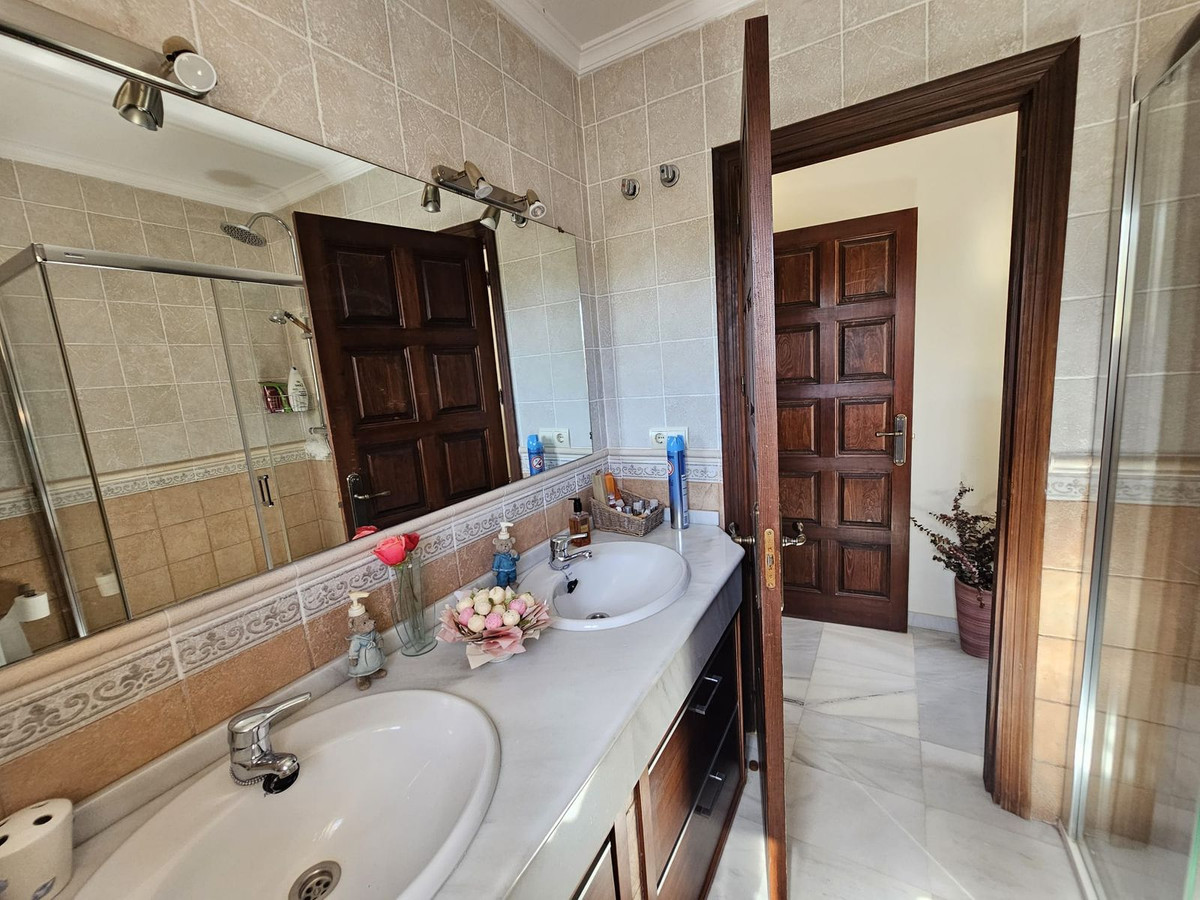 Huis te koop in Nueva Andalucía | 5 slaapkamers H5433322