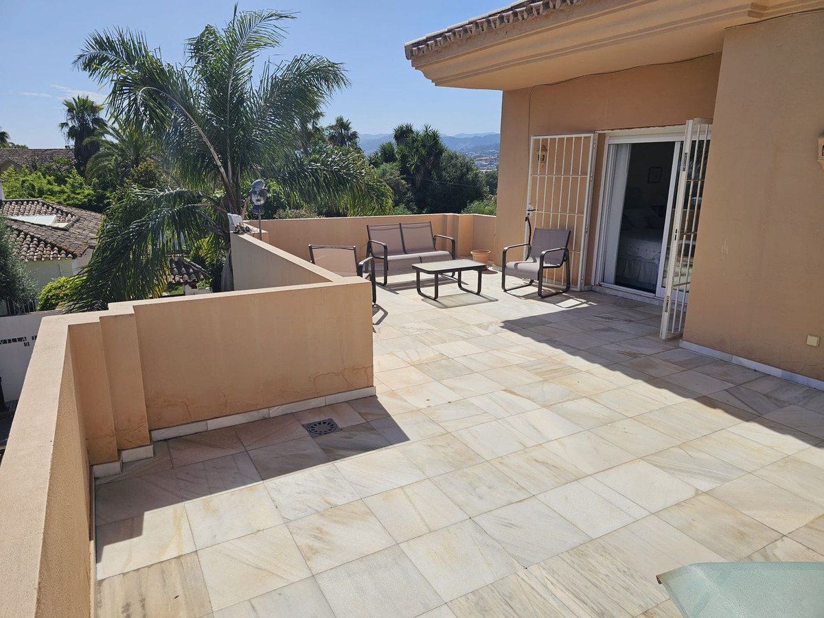 Huis te koop in Nueva Andalucía | 5 slaapkamers H5433322