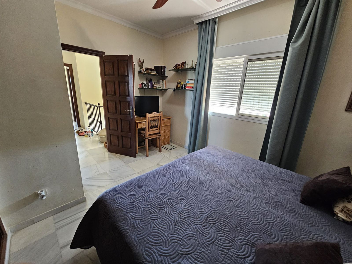 Huis te koop in Nueva Andalucía | 5 slaapkamers H5433322