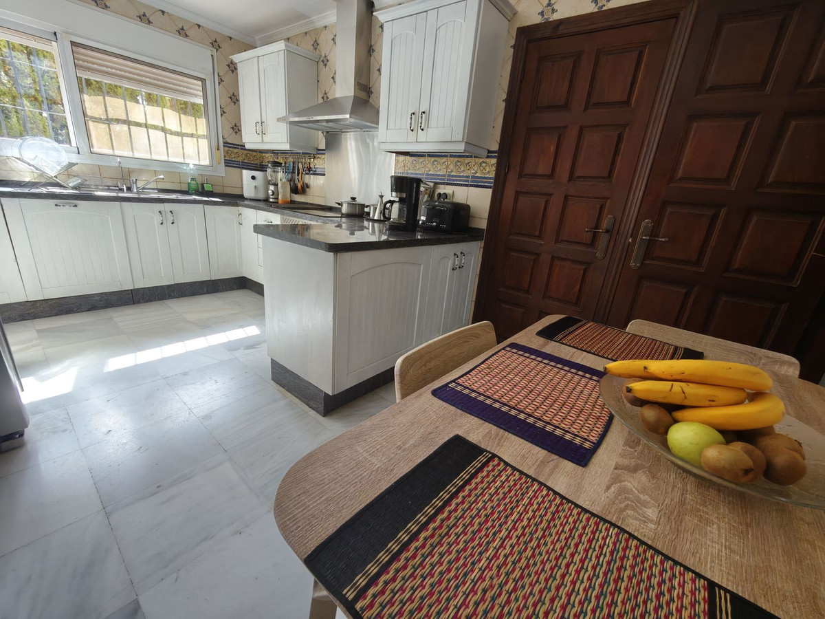 Huis te koop in Nueva Andalucía | 5 slaapkamers H5433322