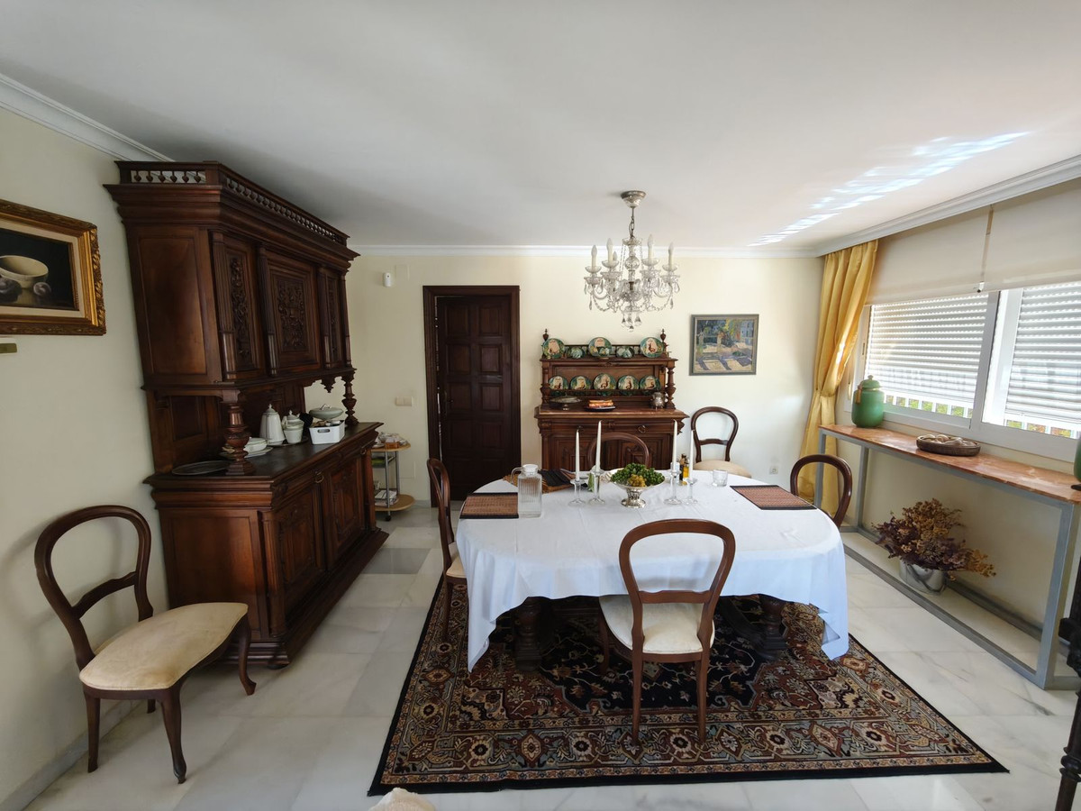 Huis te koop in Nueva Andalucía | 5 slaapkamers H5433322