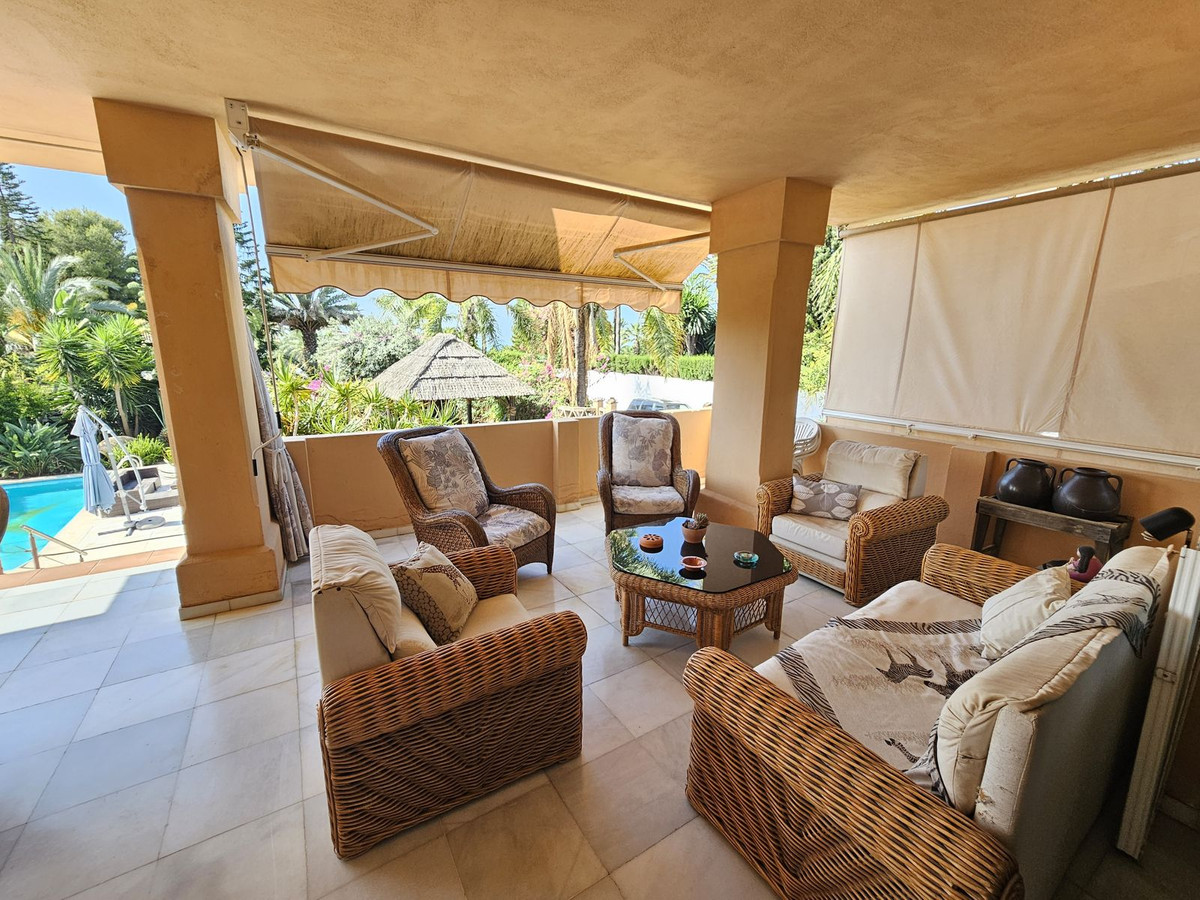 Huis te koop in Nueva Andalucía | 5 slaapkamers H5433322