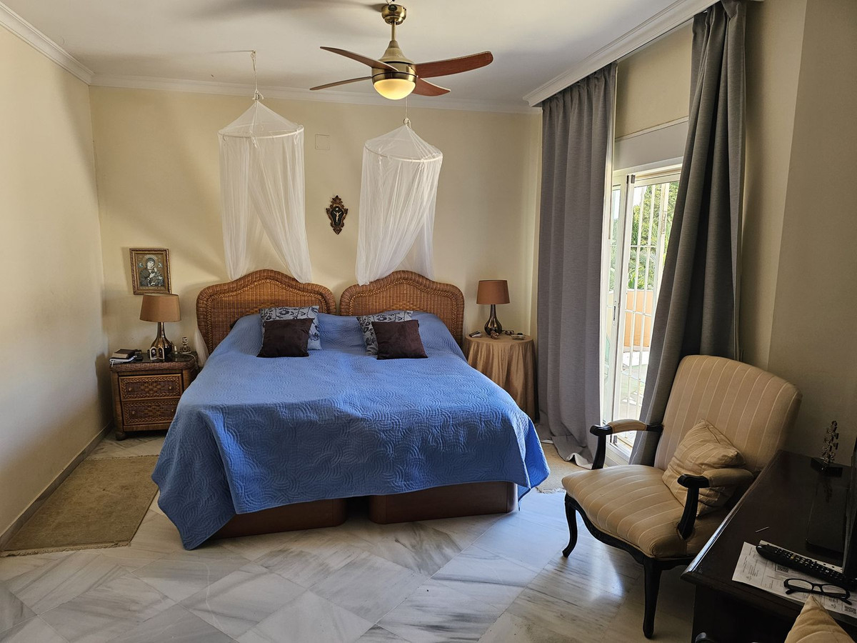 Huis te koop in Nueva Andalucía | 5 slaapkamers H5433322