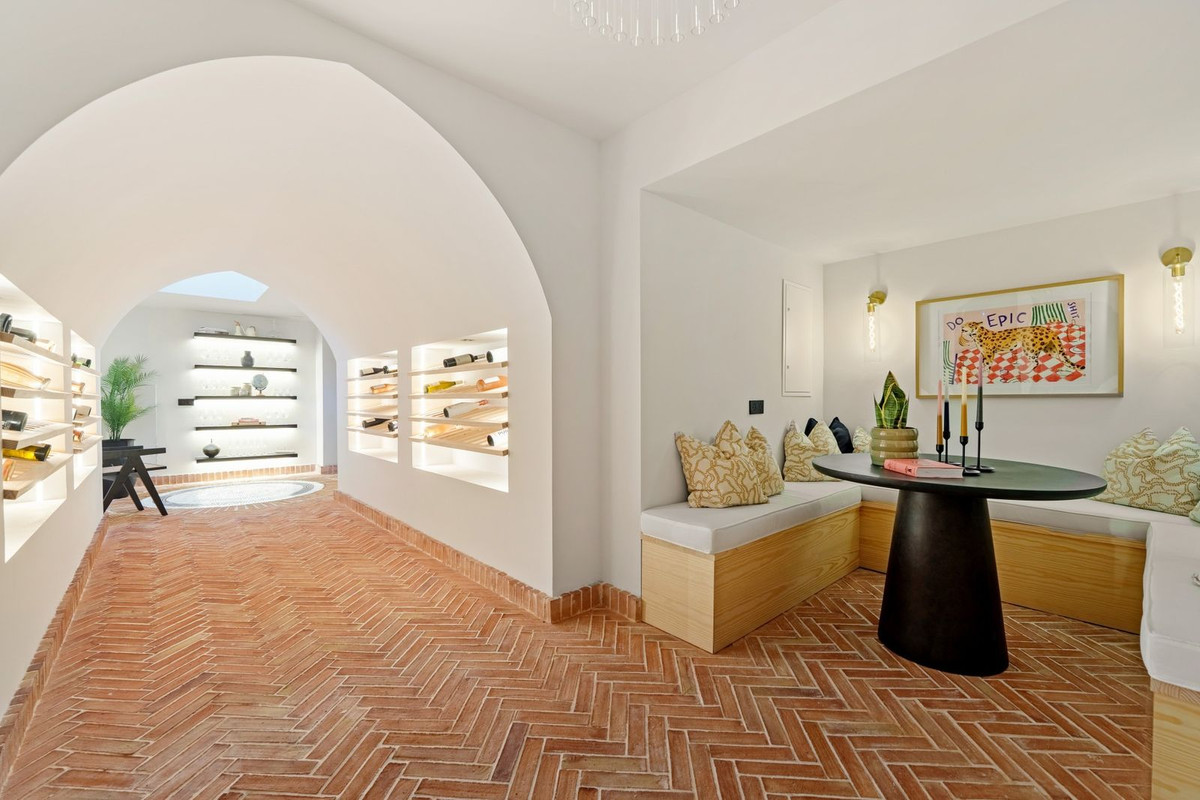 Appartement te koop in Nueva Andalucía | 7 slaapkamers H5433688
