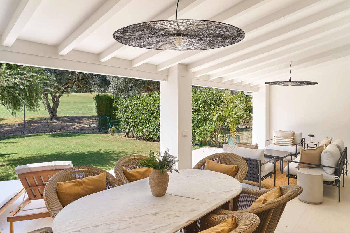 Huis te koop in Nueva Andalucía | 4 slaapkamers H5438995