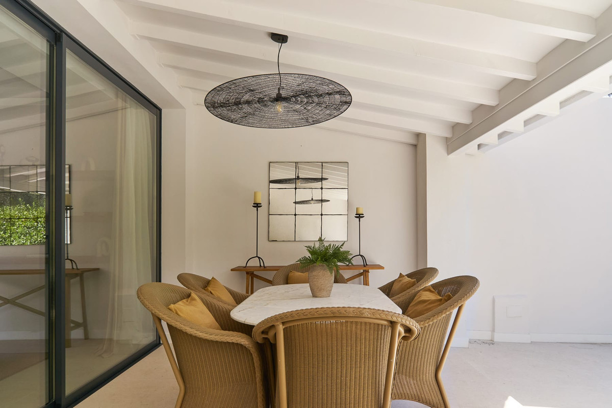 Huis te koop in Nueva Andalucía | 4 slaapkamers H5438995