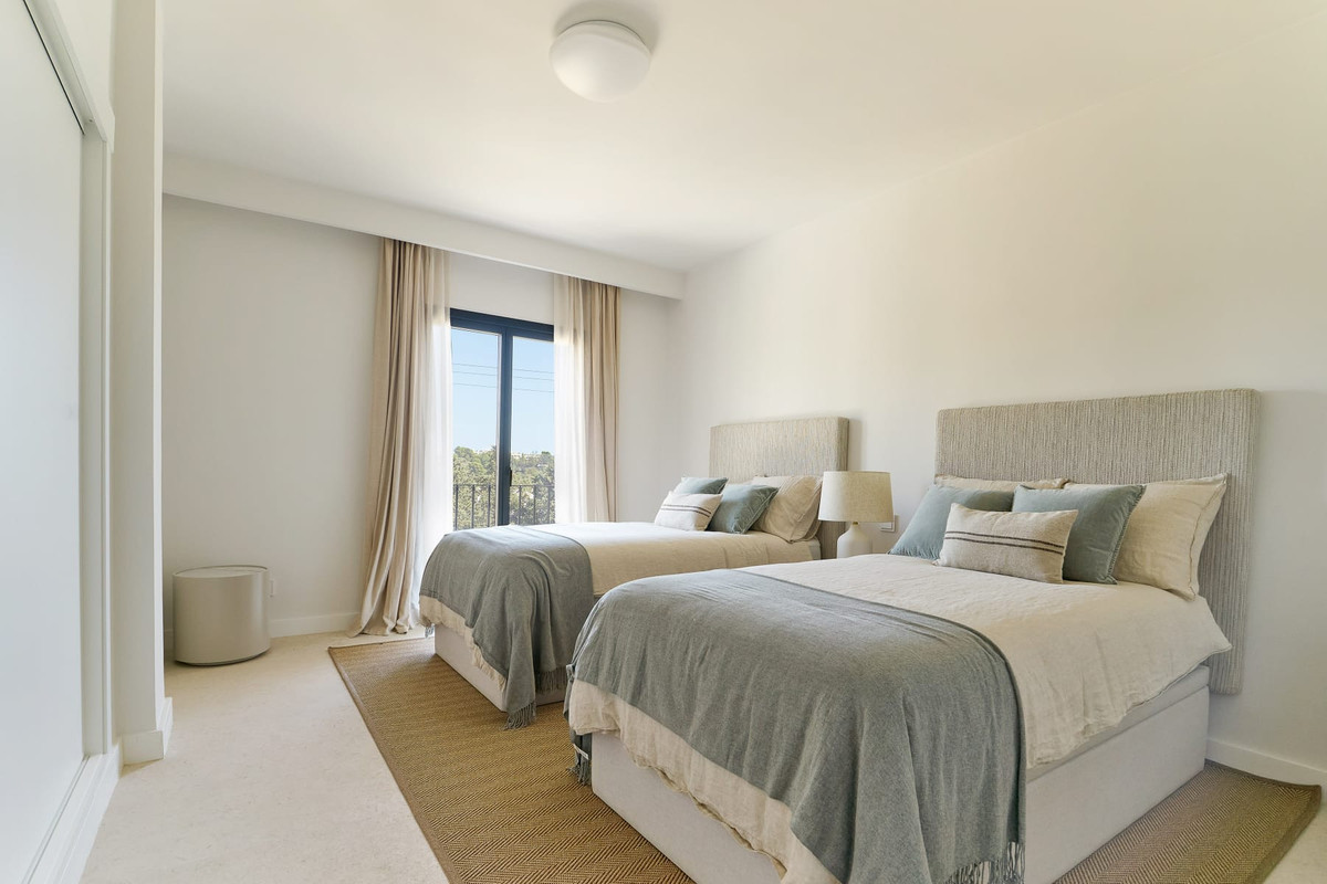Huis te koop in Nueva Andalucía | 4 slaapkamers H5438995