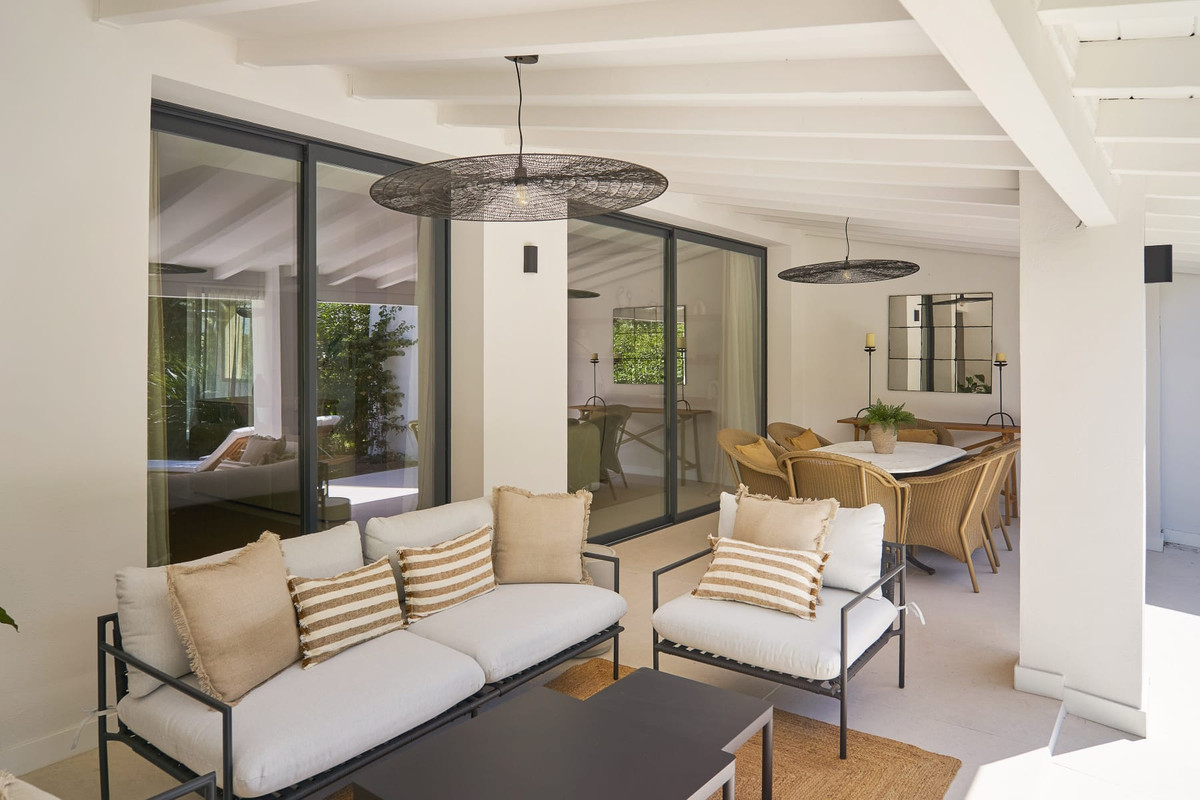 Huis te koop in Nueva Andalucía | 4 slaapkamers H5438995