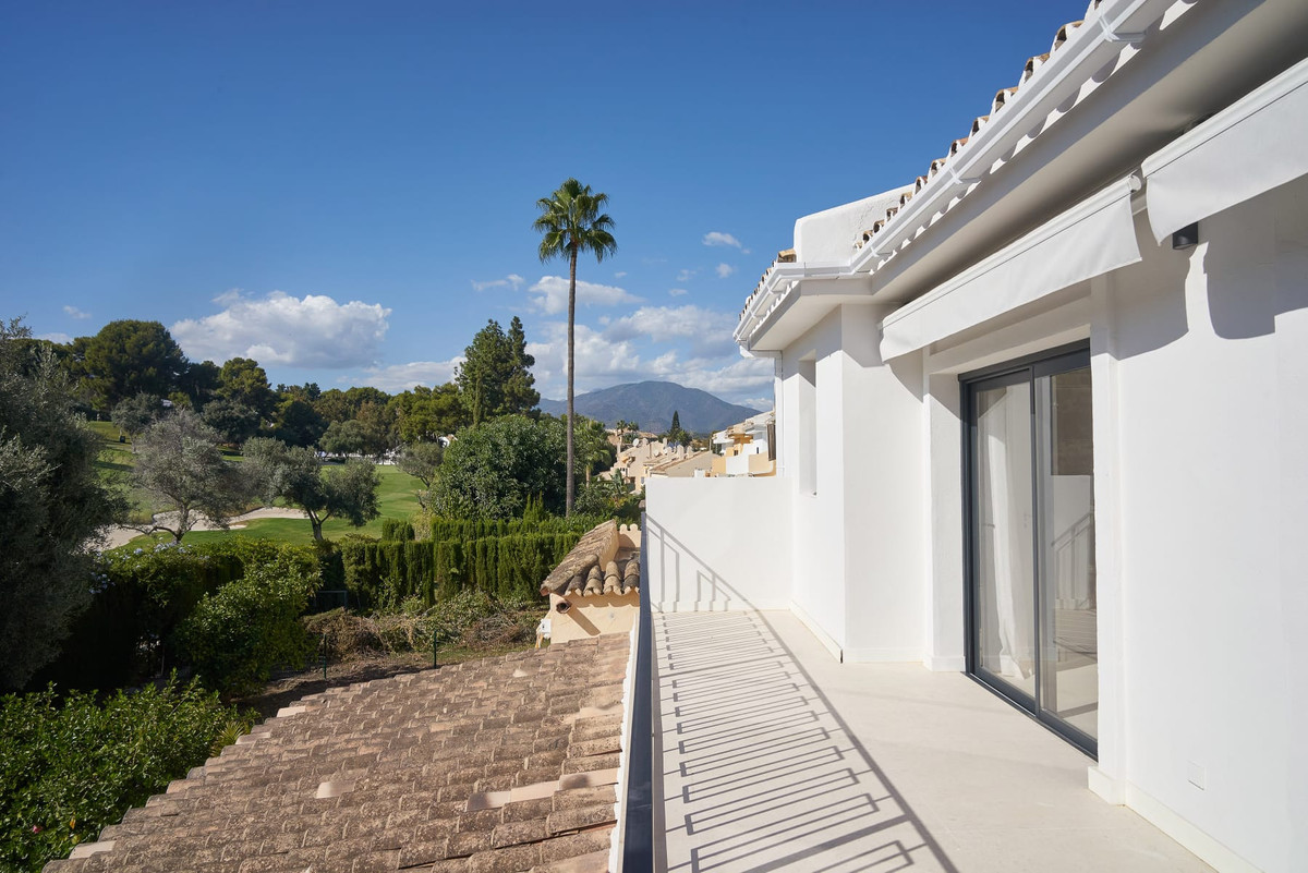Huis te koop in Nueva Andalucía | 4 slaapkamers H5438995