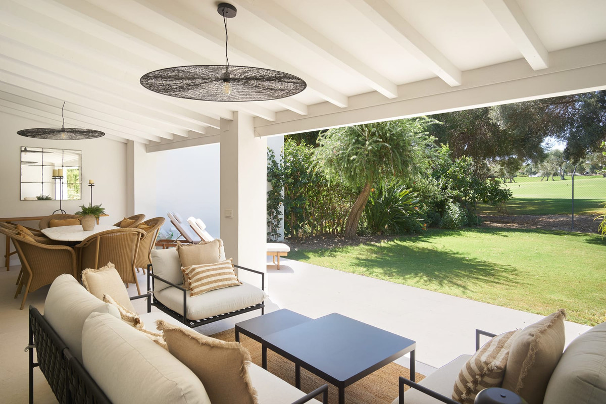 Huis te koop in Nueva Andalucía | 4 slaapkamers H5438995