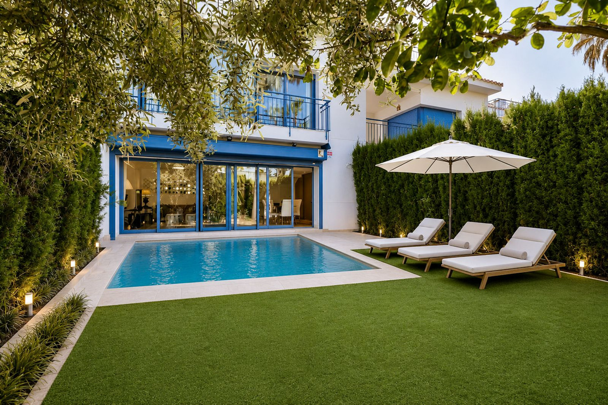 Huis te koop in Nueva Andalucía | 4 slaapkamers H5441230