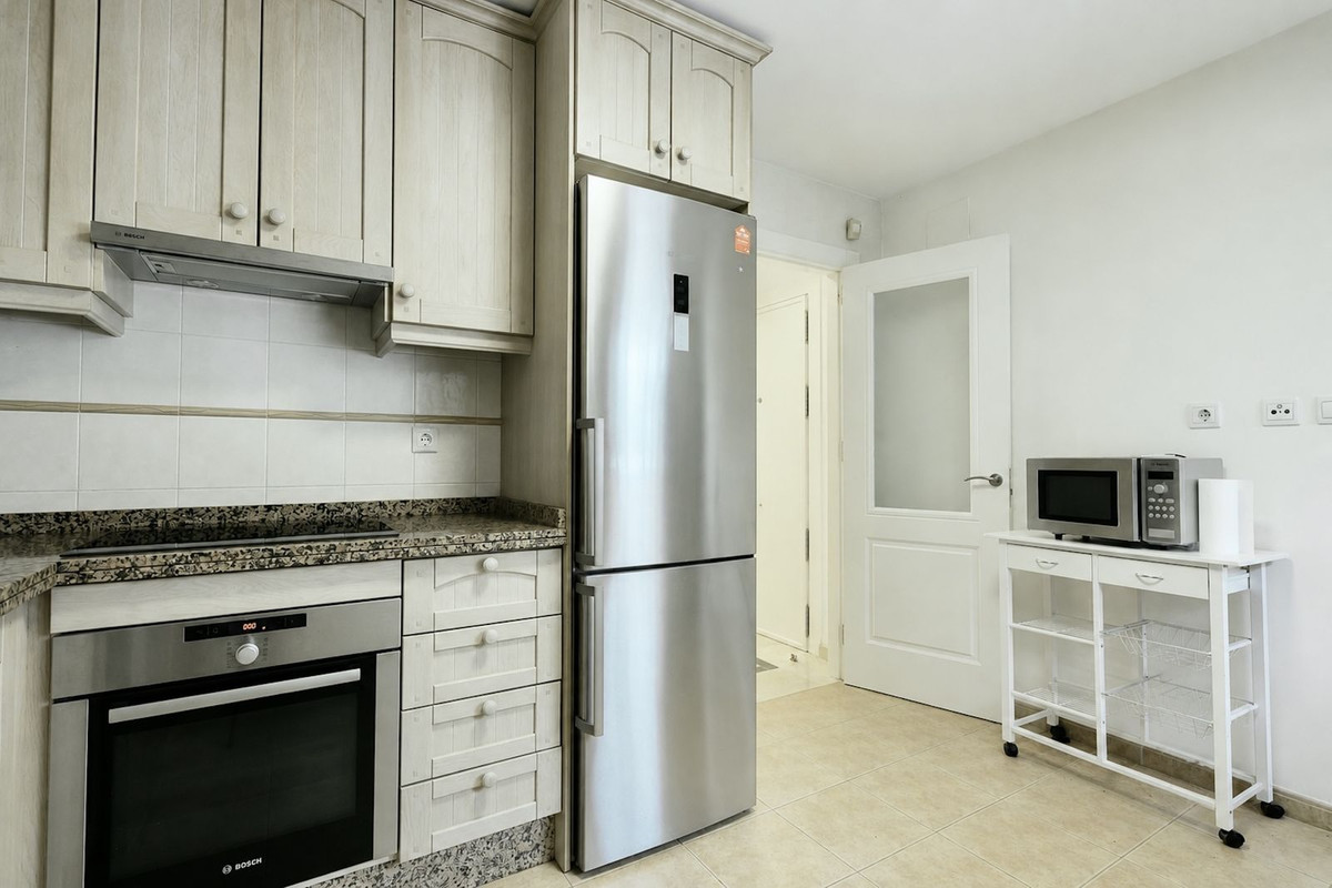 Huis te koop in Nueva Andalucía | 4 slaapkamers H5441230