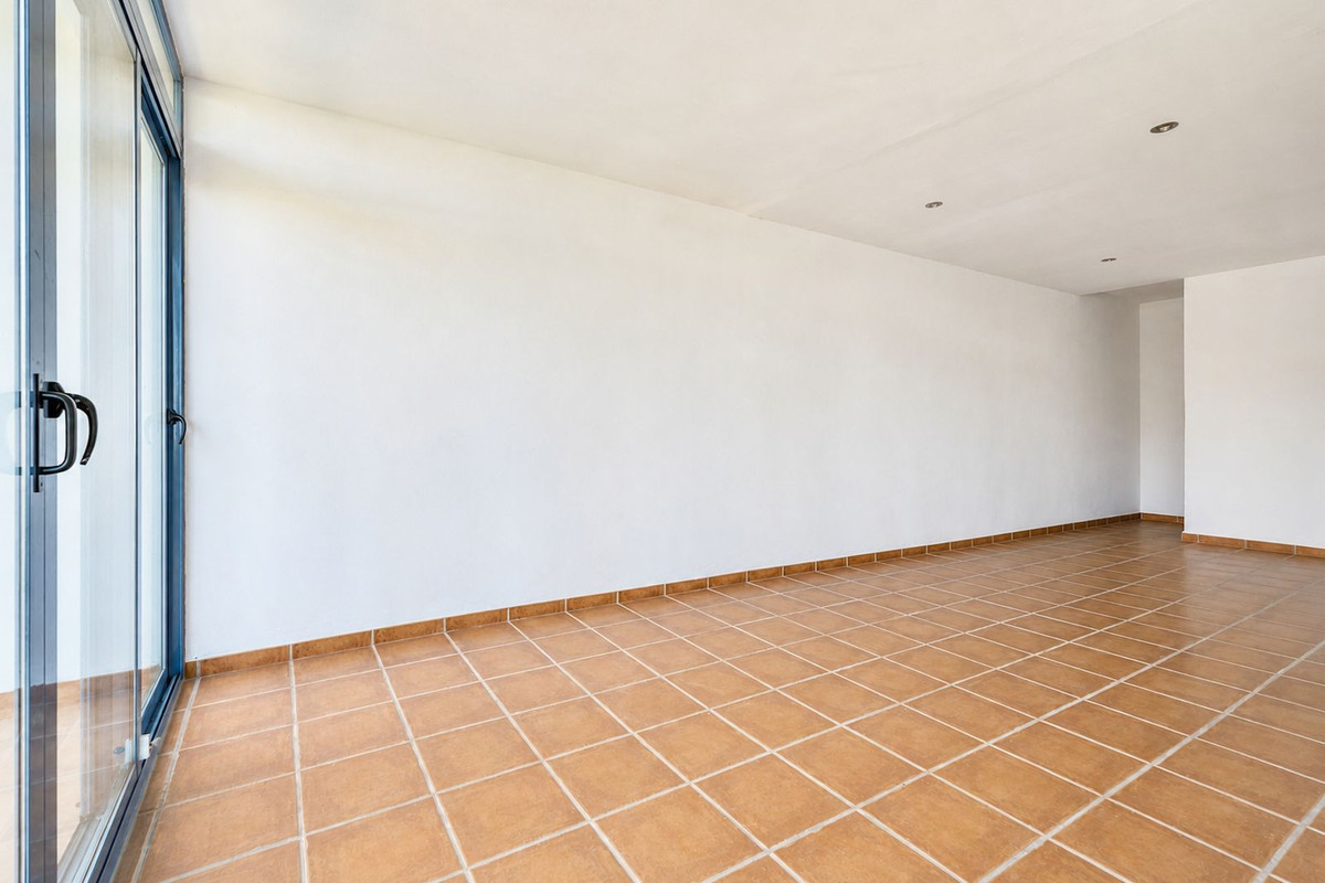 Huis te koop in Nueva Andalucía | 4 slaapkamers H5441230