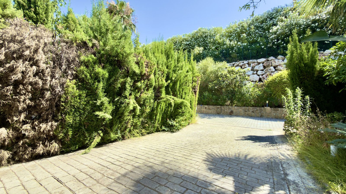 Huis te koop in Nueva Andalucía | 4 slaapkamers H5441230