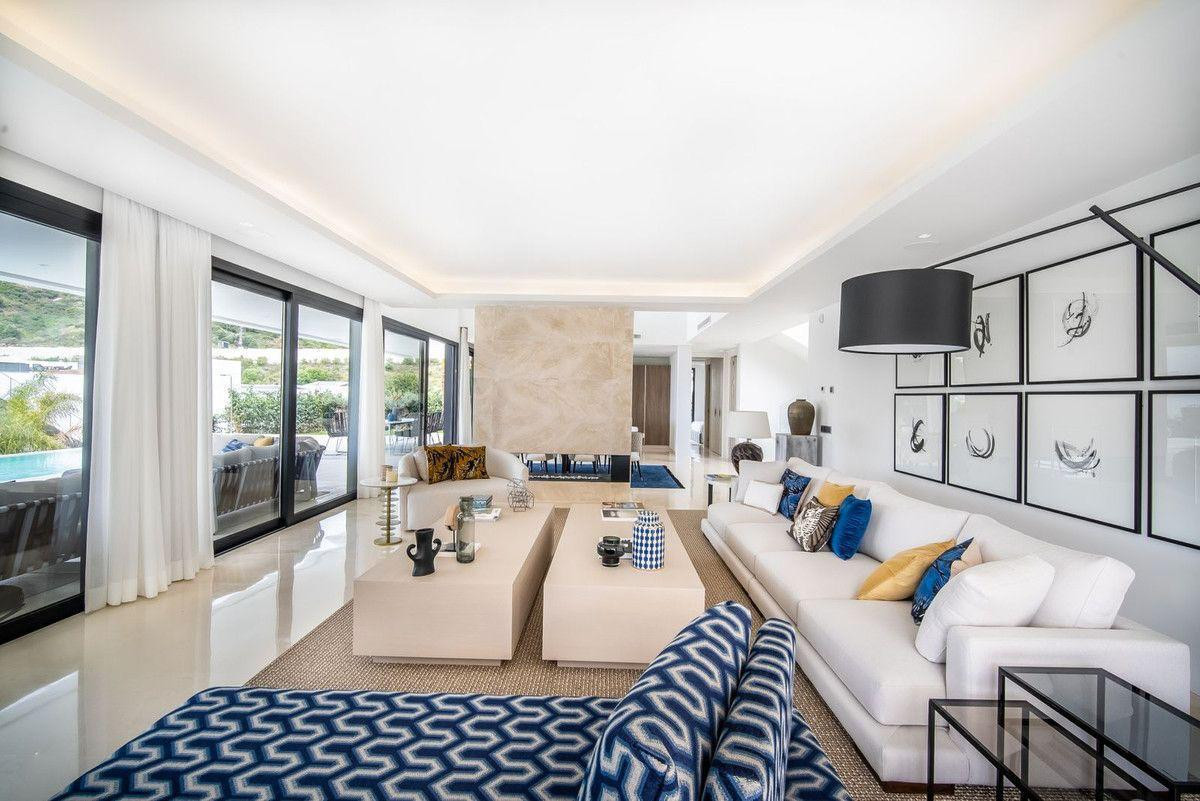 Huis te koop in Nueva Andalucía | 6 slaapkamers H5441551