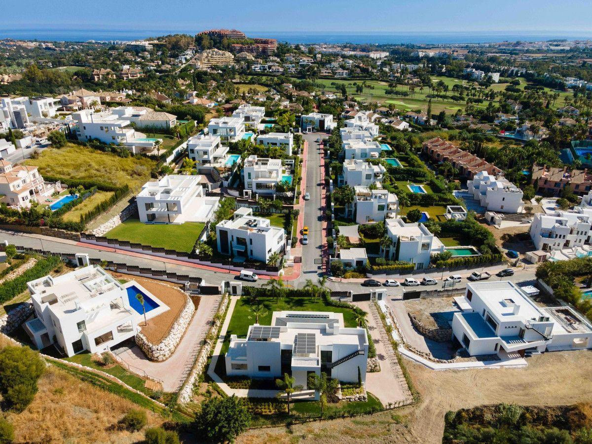 Huis te koop in Nueva Andalucía | 6 slaapkamers H5441551