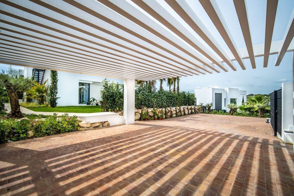 Huis te koop in Nueva Andalucía | 6 slaapkamers H5441551