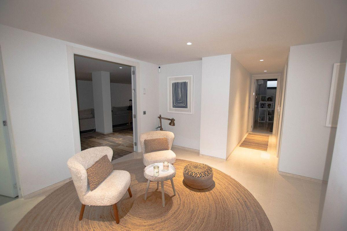 Huis te koop in Nueva Andalucía | 6 slaapkamers H5441551