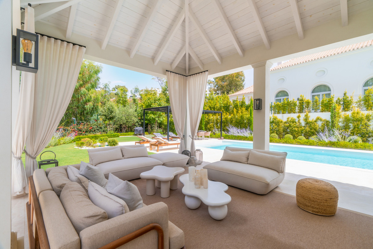 Huis te koop in Nueva Andalucía | 5 slaapkamers H5441614
