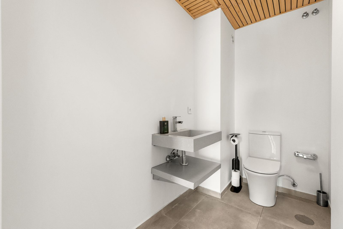 Huis te koop in Nueva Andalucía | 4 slaapkamers H5443543