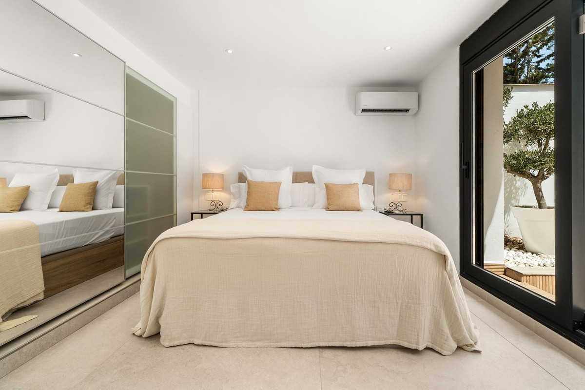 Huis te koop in Nueva Andalucía | 4 slaapkamers H5443543