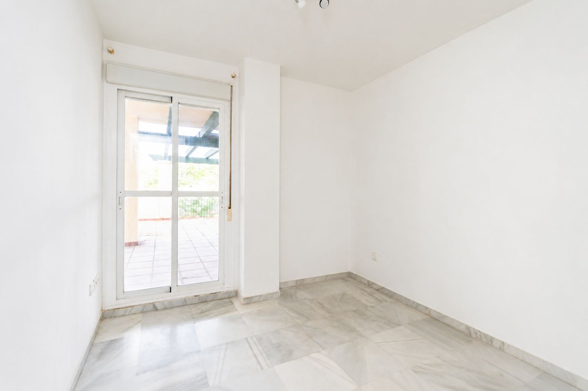Appartement te koop in Nueva Andalucía | 3 slaapkamers H5443951