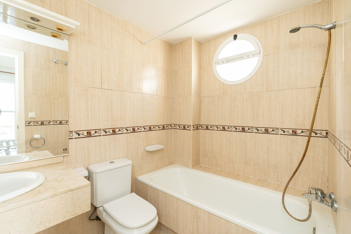Appartement te koop in Nueva Andalucía | 3 slaapkamers H5443951