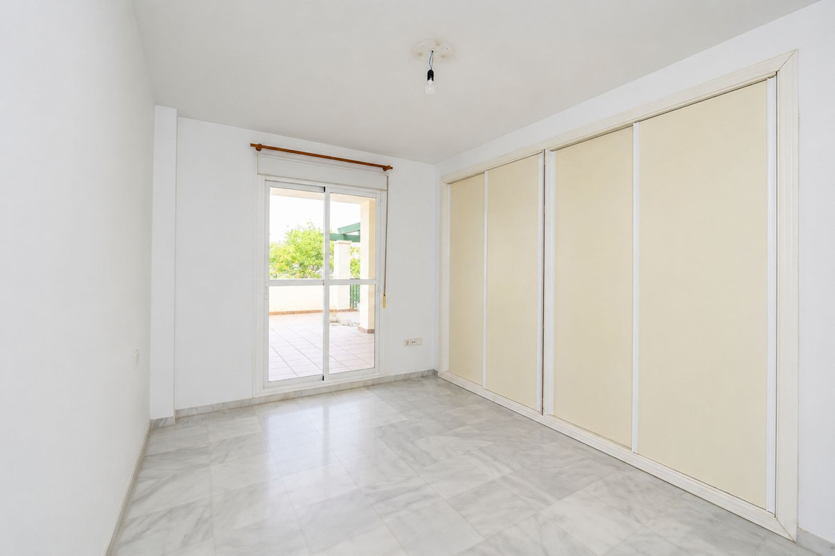 Appartement te koop in Nueva Andalucía | 3 slaapkamers H5443951
