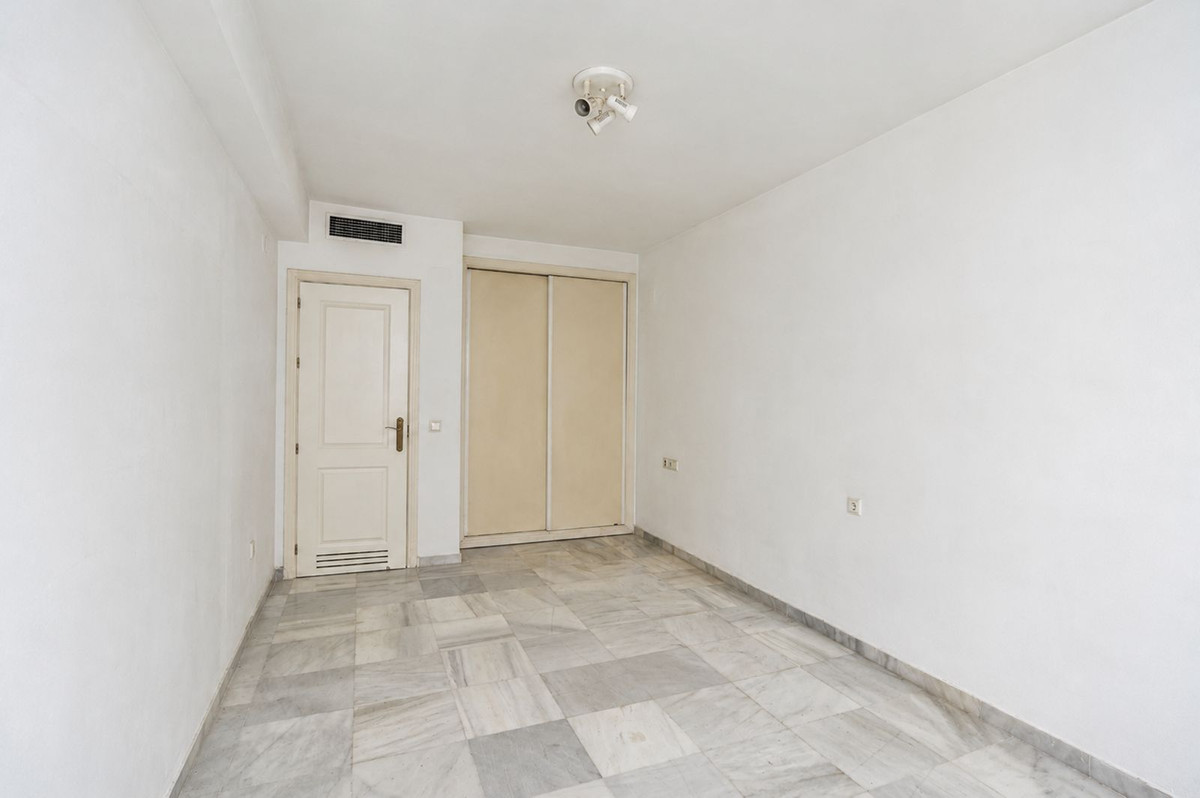 Appartement te koop in Nueva Andalucía | 3 slaapkamers H5443951