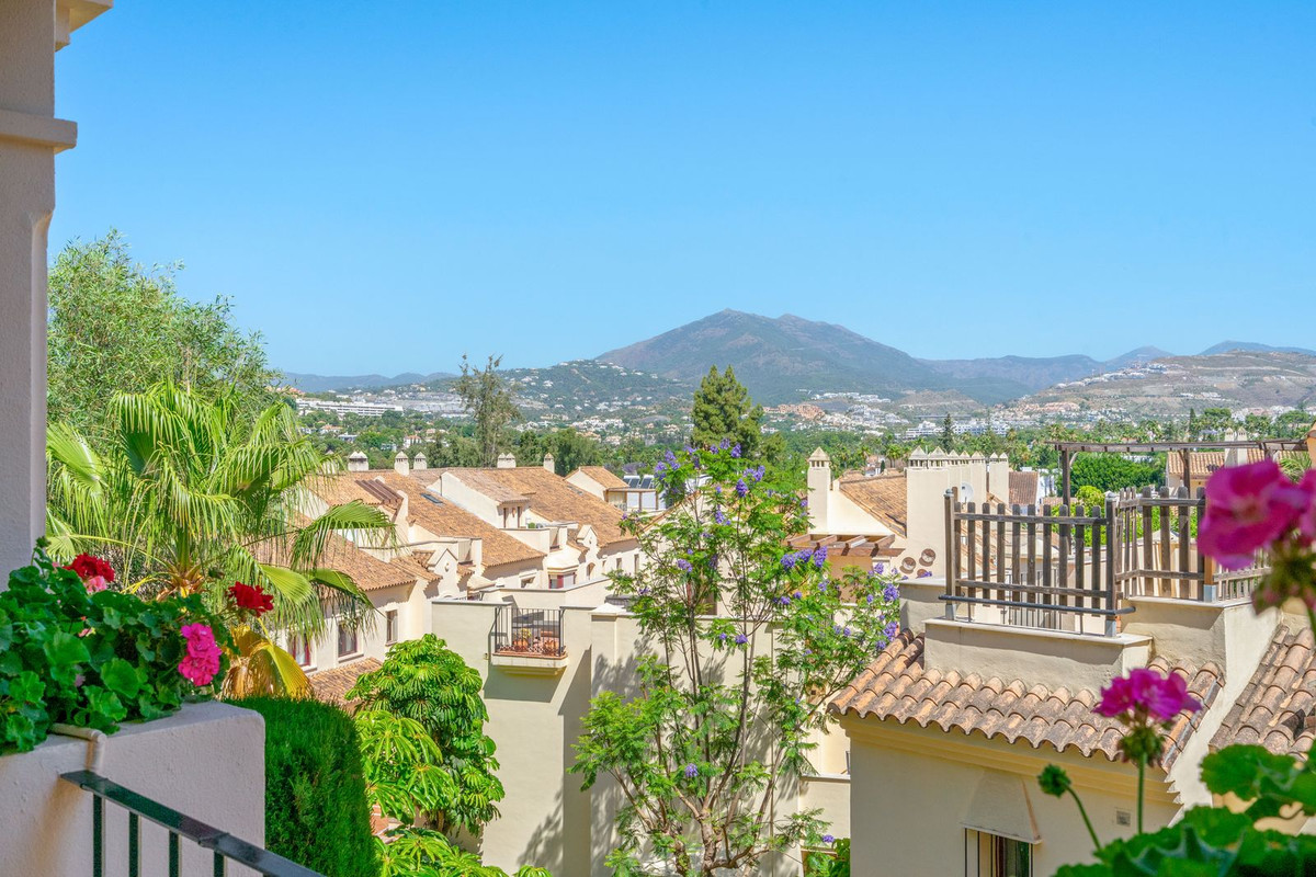 Appartement te koop in Nueva Andalucía | 3 slaapkamers H5448052