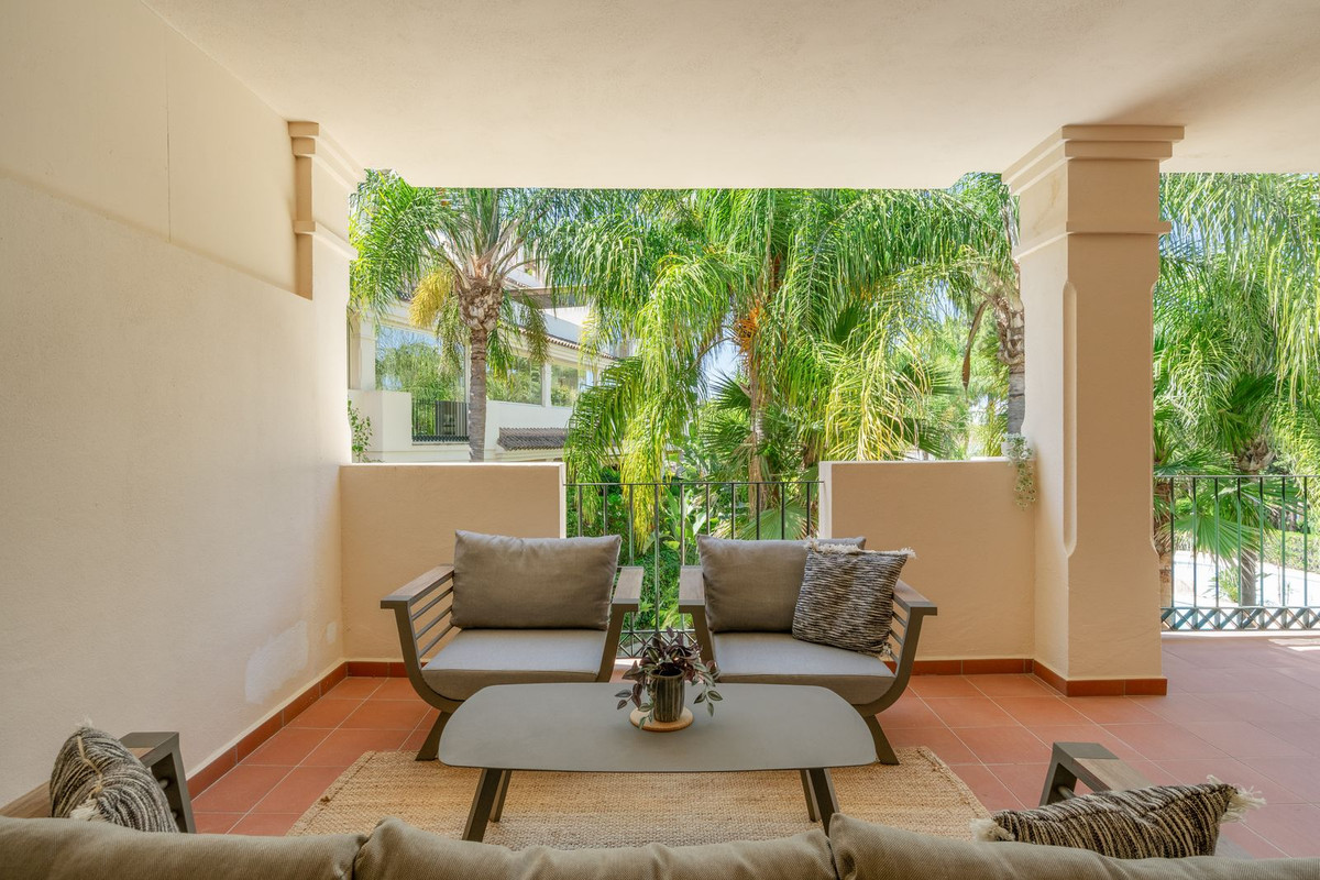 Appartement te koop in Nueva Andalucía | 3 slaapkamers H5448052