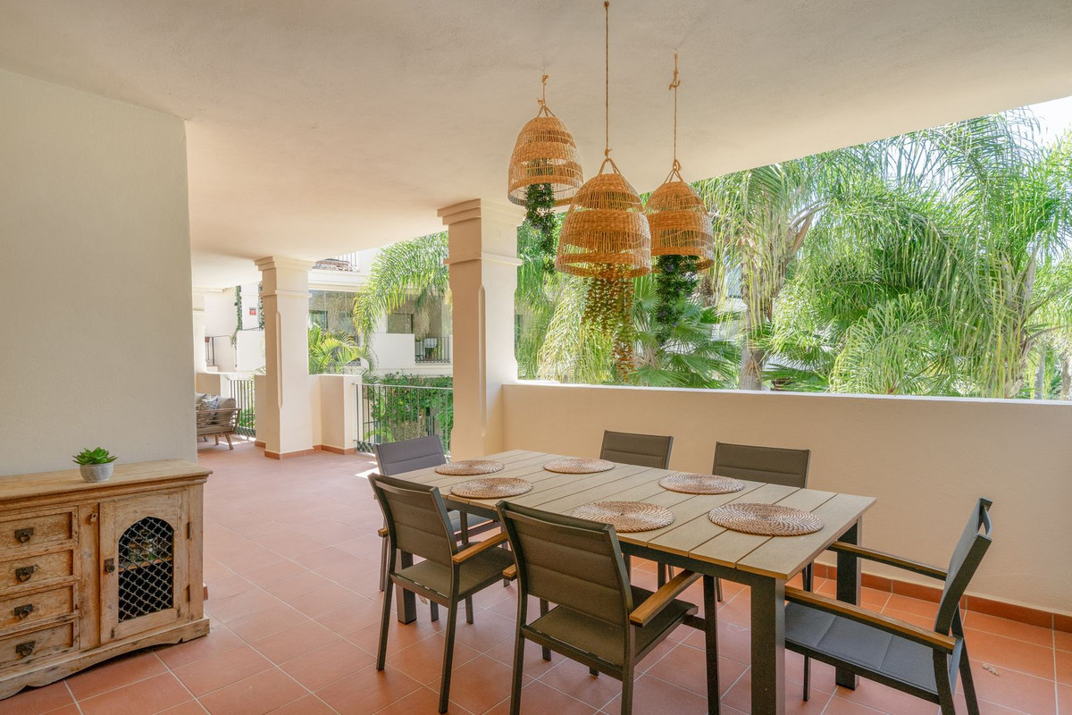 Appartement te koop in Nueva Andalucía | 3 slaapkamers H5448052