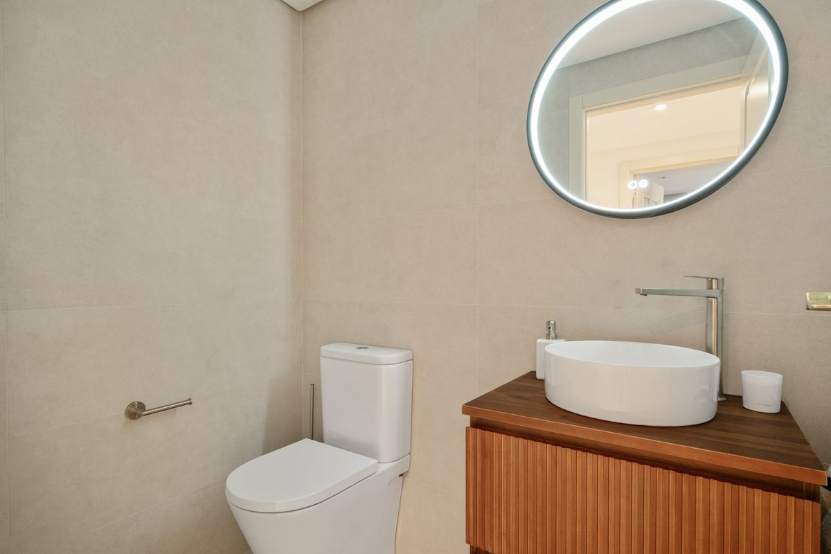 Appartement te koop in Nueva Andalucía | 3 slaapkamers H5448052