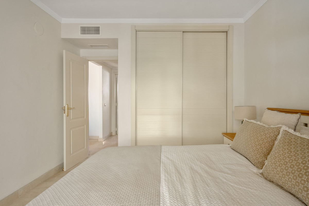 Appartement te koop in Nueva Andalucía | 3 slaapkamers H5448052