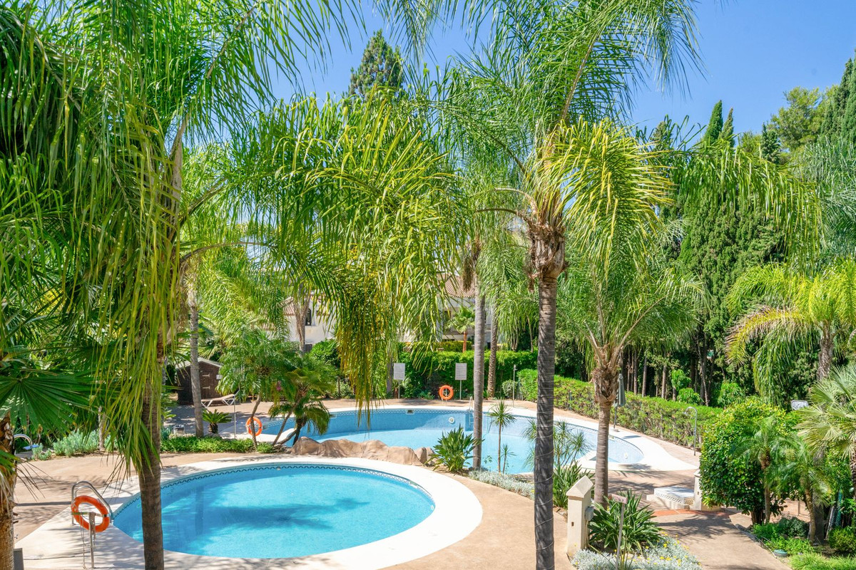 Appartement te koop in Nueva Andalucía | 3 slaapkamers H5448052