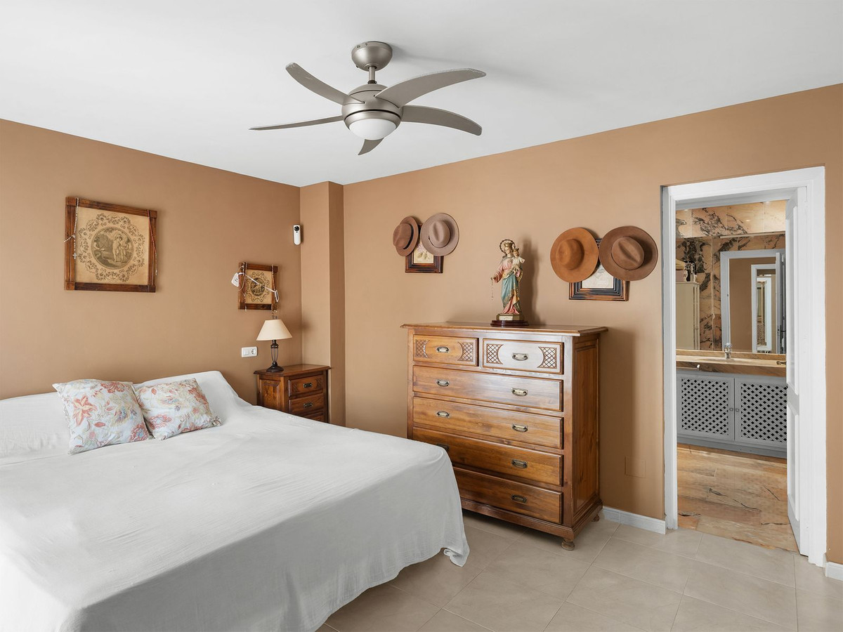 Appartement te koop in Nueva Andalucía | 3 slaapkamers H5449789