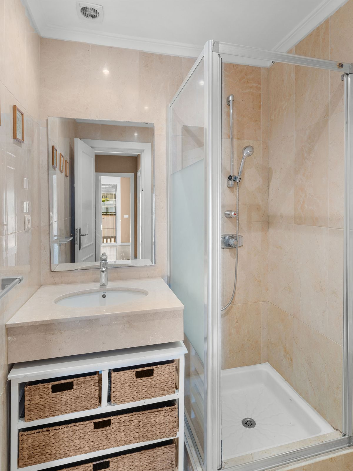 Appartement te koop in Nueva Andalucía | 3 slaapkamers H5449789