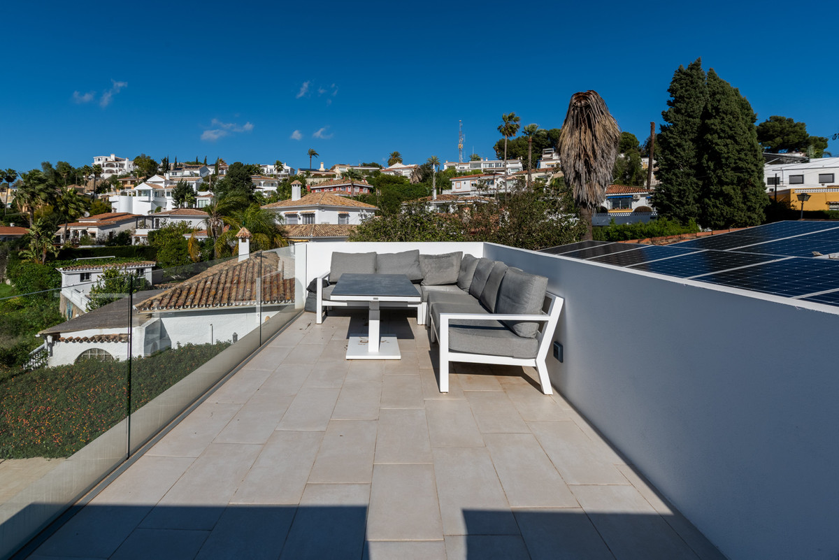 Huis te koop in Nueva Andalucía | 4 slaapkamers H5450533