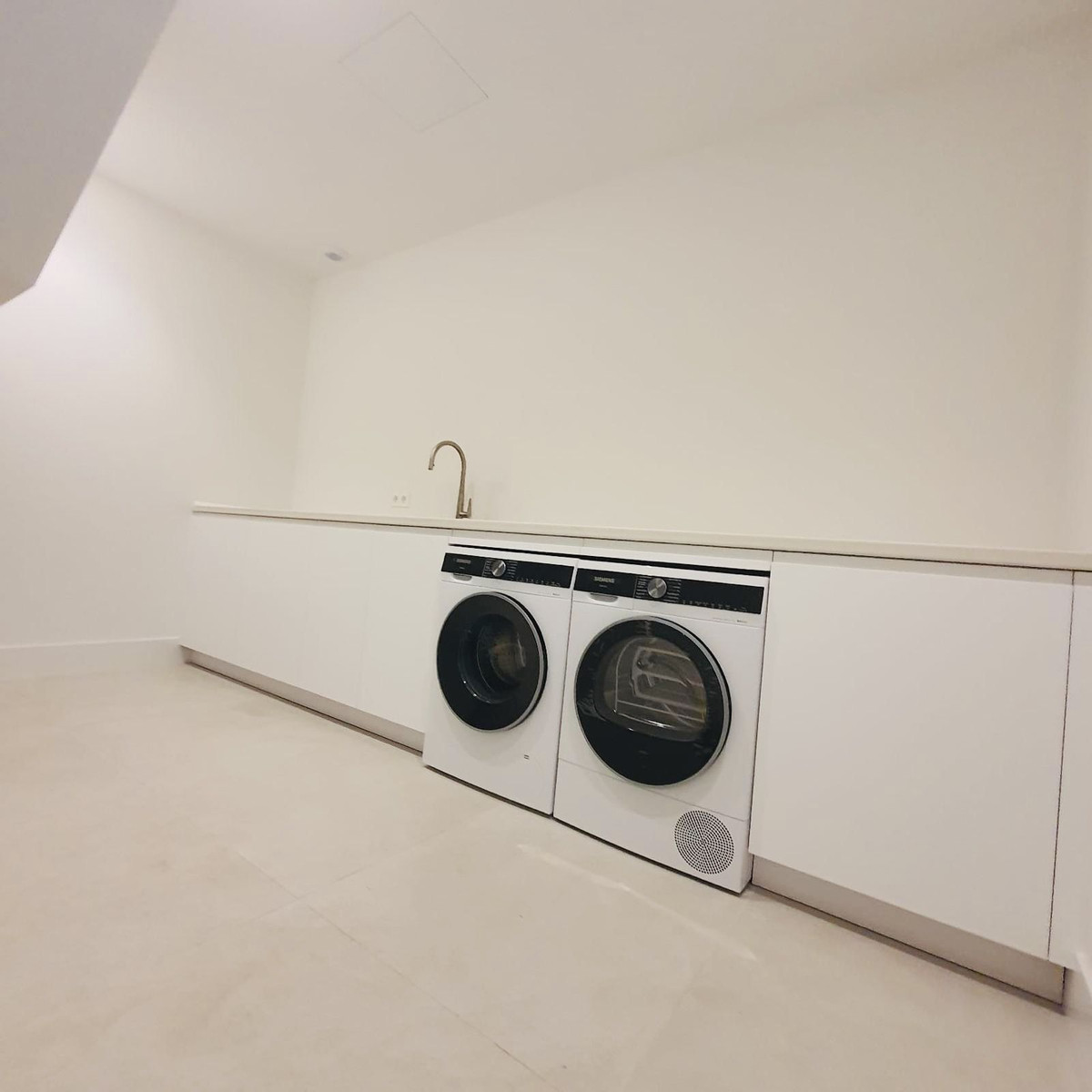 Huis te koop in Nueva Andalucía | 5 slaapkamers H5451865