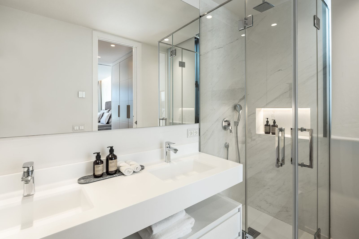 Huis te koop in Nueva Andalucía | 6 slaapkamers H5452222